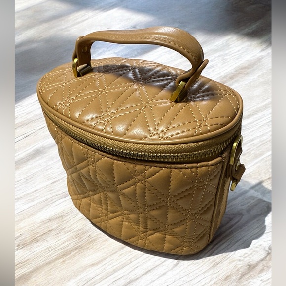 Zara Cosmetics Makeup Bag Toiletry Travel Brown Faux Leather Quilted Mirror - Picture 1 of 6